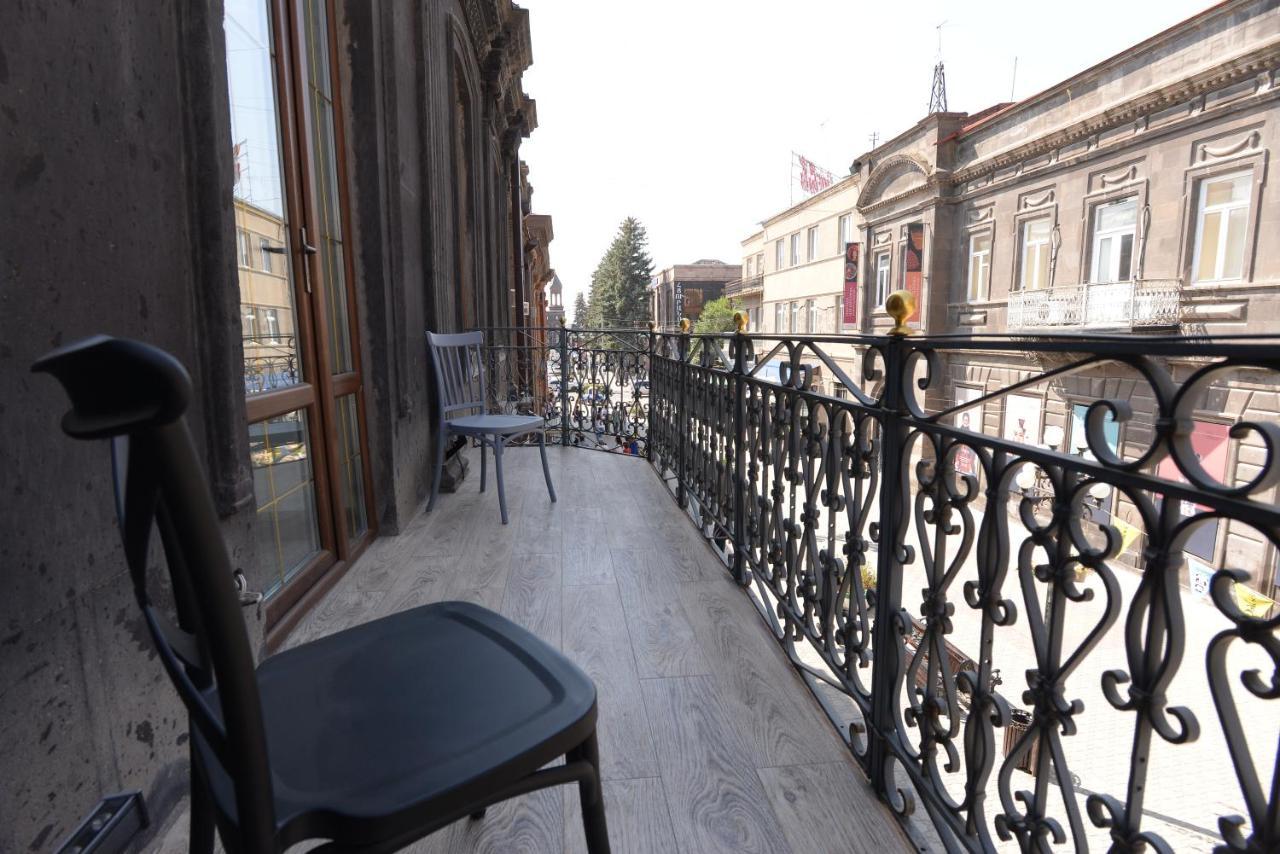 Old Avenue Hotel Gyumri Bagian luar foto