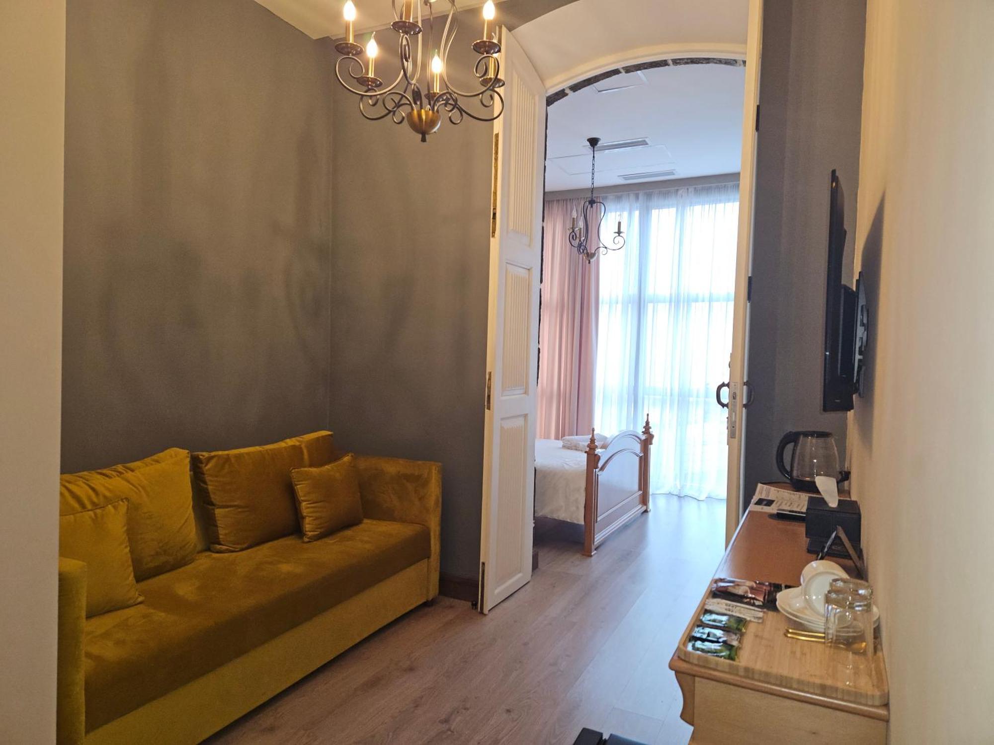 Old Avenue Hotel Gyumri Bagian luar foto